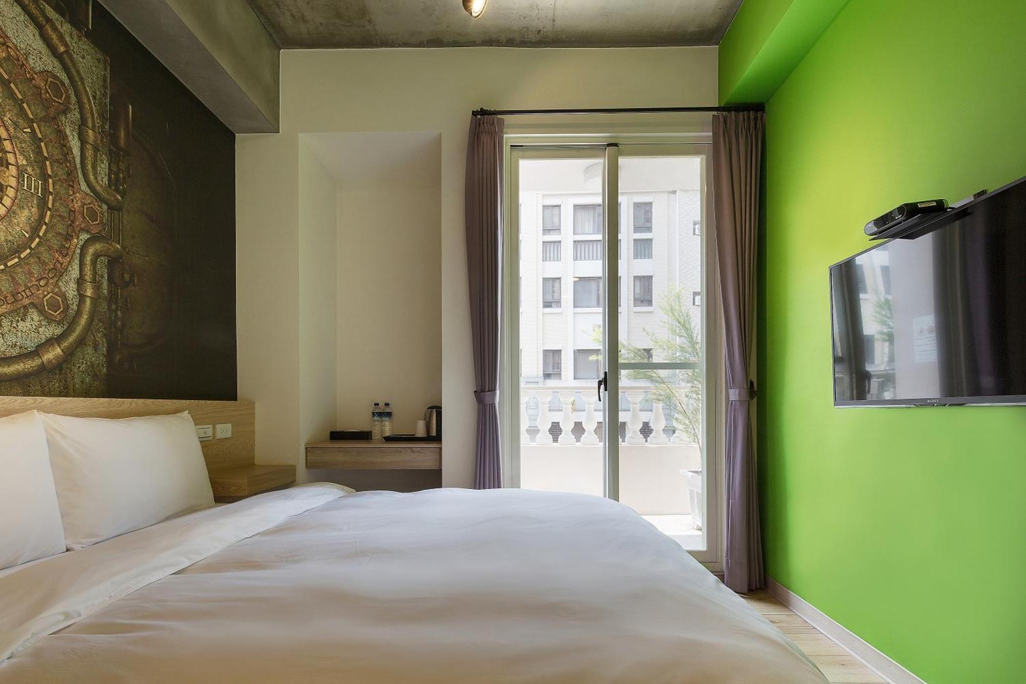 Check Inn Express Taichung Yizhong Εξωτερικό φωτογραφία