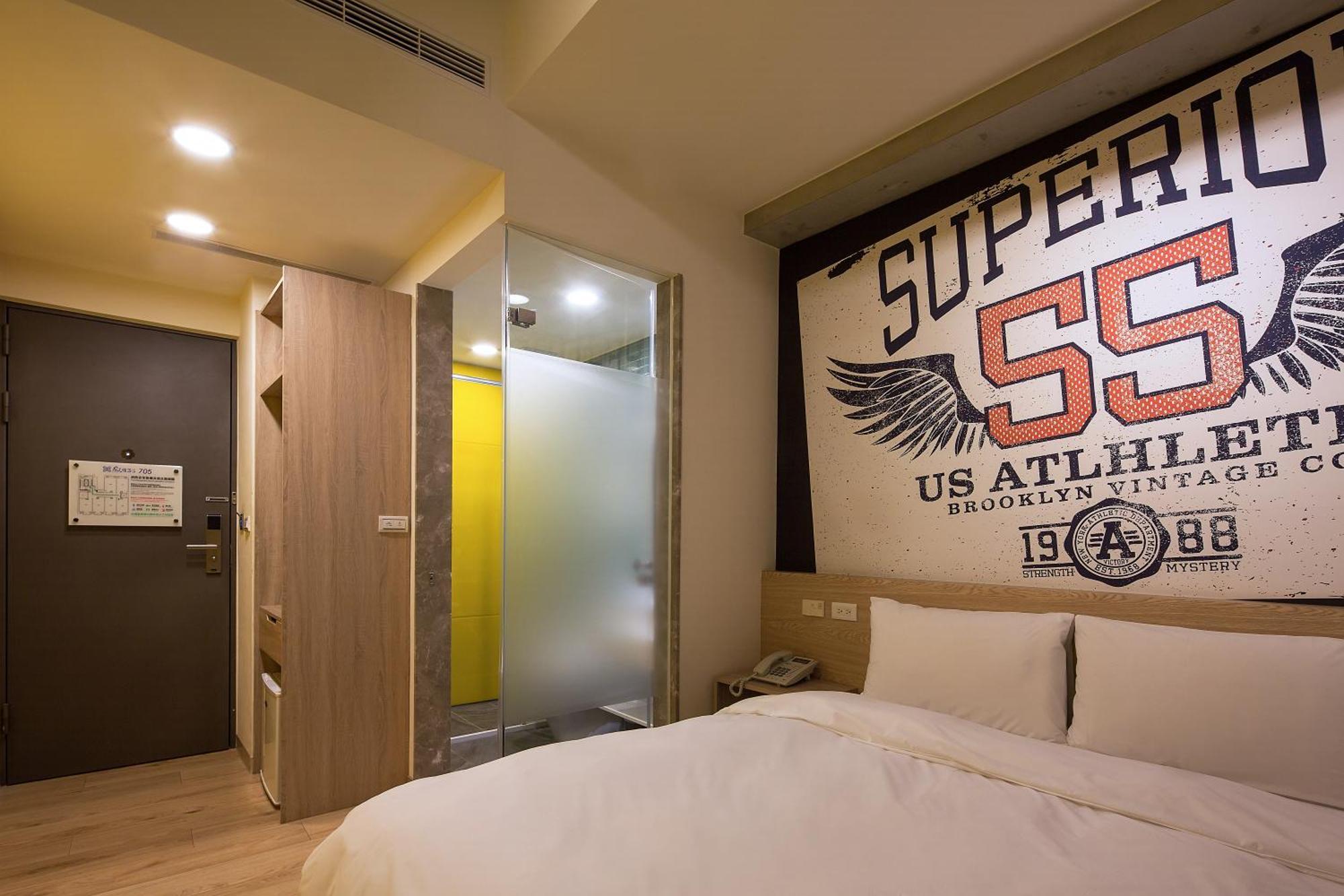 Check Inn Express Taichung Yizhong Εξωτερικό φωτογραφία