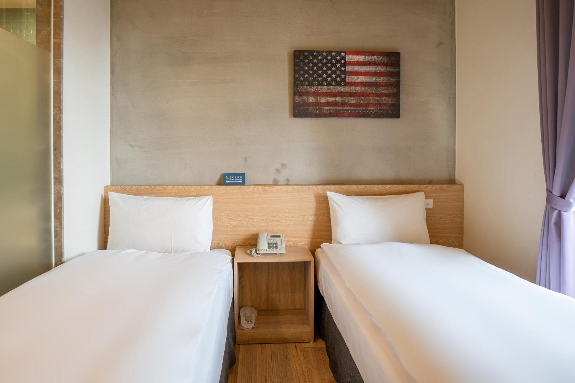 Check Inn Express Taichung Yizhong Εξωτερικό φωτογραφία