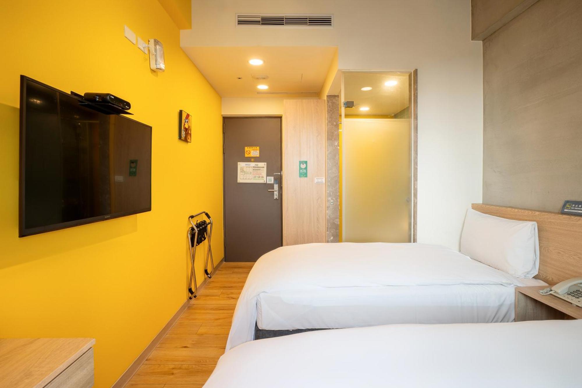 Check Inn Express Taichung Yizhong Εξωτερικό φωτογραφία
